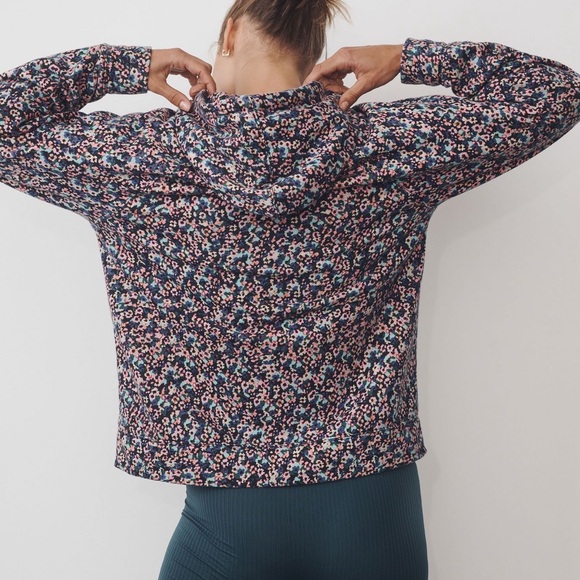 Gola X Anthropologie NWT generous S/M Hoodie Sweatshirt Floral Design, pockets - Picture 14 of 15